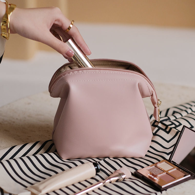 Luxvoyant™ Mini Essence Travel Beauty Case