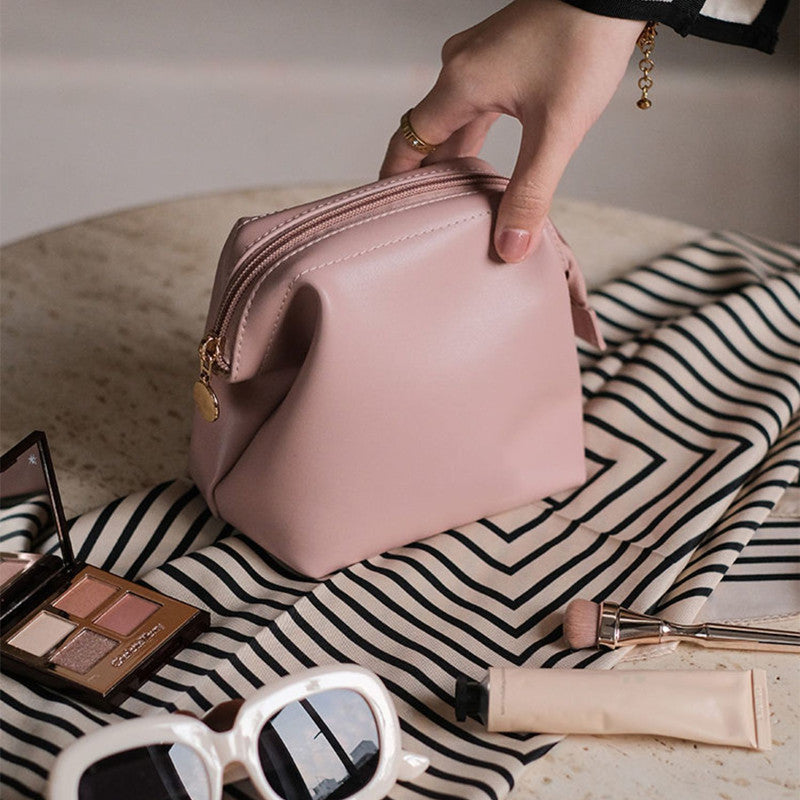 Luxvoyant™ Mini Essence Travel Beauty Case