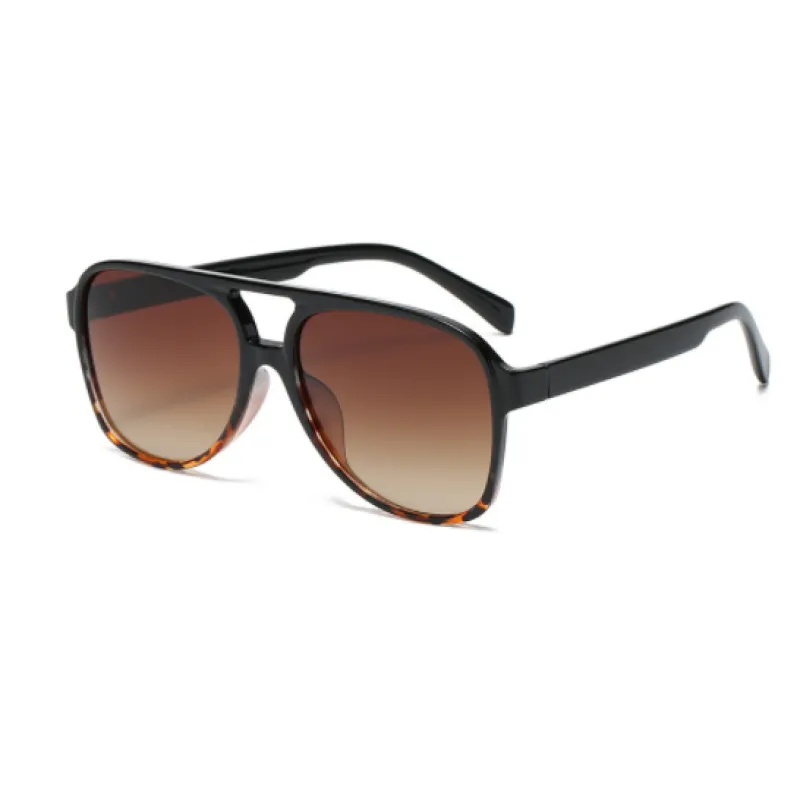 Luxvoyant™ Signature Sunglasses – Retro Frame & UV Protection